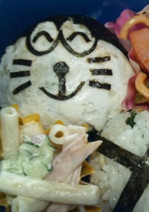 キャラ弁海苔でドラえもん-レシピのメイン写真