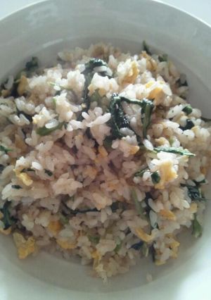 簡単！ゴマ油香る♪パラパラ小松菜炒飯♪-レシピのメイン写真
