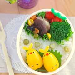 รูปของ 黄色いトマトのひよこちゃん弁当
