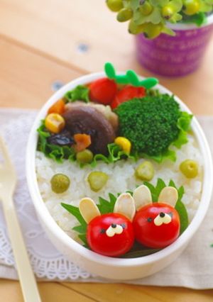 赤いトマトのうさちゃんのキャラ弁-レシピのメイン写真