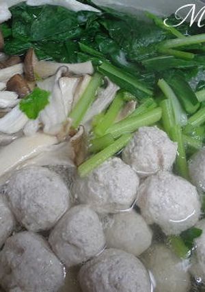 ヘルシー小松菜と鶏団子とエリンギ鍋-レシピのメイン写真
