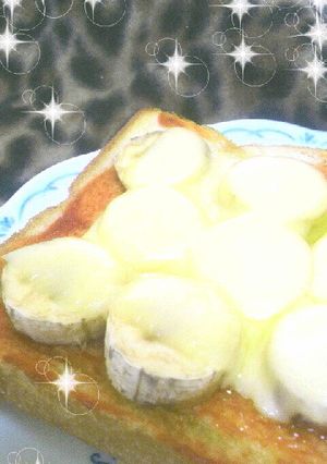 簡単！意外に美味しいバナナピザトースト-レシピのメイン写真