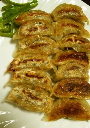 餃子の味付けに赤味噌を加える！-レシピのメイン写真