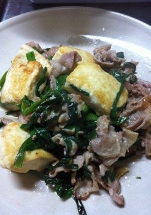豚ニラ豆腐-レシピのメイン写真