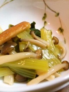 簡単☆小松菜とちくわとしめじの煮物-レシピのメイン写真