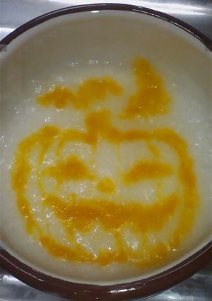 超カンタン♪離乳食初期のハロウィン粥-レシピのメイン写真