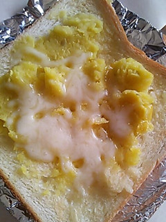 朝食に♪スイートポテトチーズトースト-レシピのメイン写真