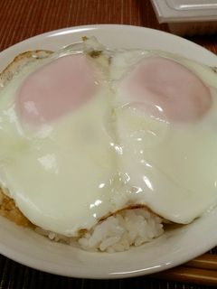 簡単!!目玉焼き丼-レシピのメイン写真