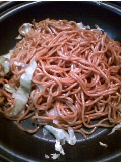 タジン鍋で焼きそば作るとうまい!!-レシピのメイン写真