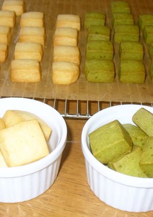 一度に作る☆抹茶&バニラクッキー-レシピのメイン写真