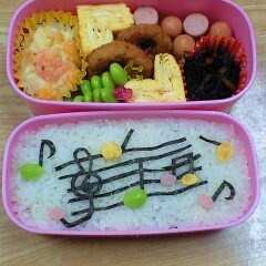 รูปของ ♪おんぷ弁当♪ドレミの楽譜★キャラ弁？
