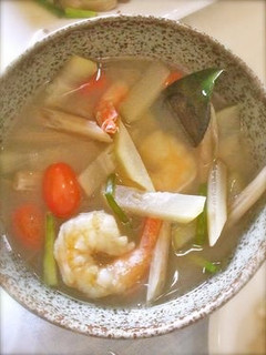 エビの酸っぱいスープ@カンボジア-レシピのメイン写真