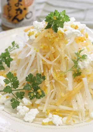大根と柿サラダ伊予柑風味-レシピのメイン写真