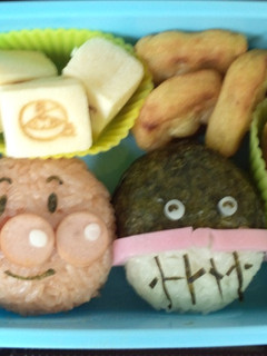 アンパンマン&バイキンマンキャラ弁-レシピのメイン写真