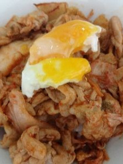 豚キムチ丼-レシピのメイン写真