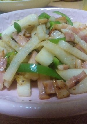 シャキシャキ！長いものベーコン炒め-レシピのメイン写真