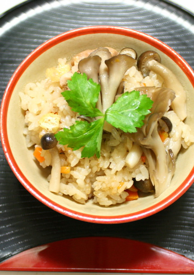 鶏肉ときのこの炊き込みご飯-レシピのメイン写真