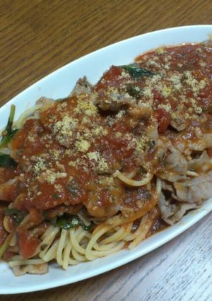 豚バラとルッコラのトマトソースパスタ-レシピのメイン写真