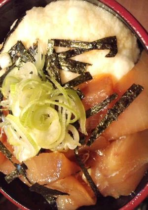 絶品♪トロロとマグロの漬け丼*-レシピのメイン写真