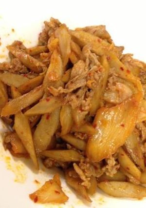 ごぼうとキムチの豚肉炒め-レシピのメイン写真
