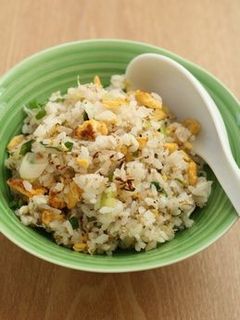 ジャコと胡麻のカルシウムチャーハン-レシピのメイン写真