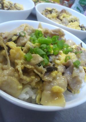 ささっと ♪ 塩昆布と豚の簡単どんぶり-レシピのメイン写真