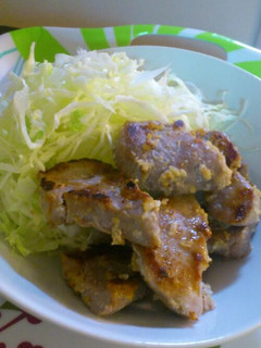 簡単すぎる!!豚肉の塩麹焼き(#^^#)-レシピのメイン写真