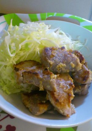 簡単すぎる！！豚肉の塩麹焼き(#^^#)-レシピのメイン写真