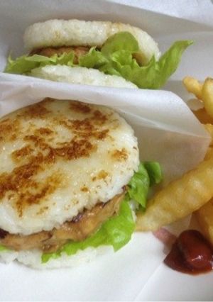 もやし入りつくねのライスバーガー-レシピのメイン写真