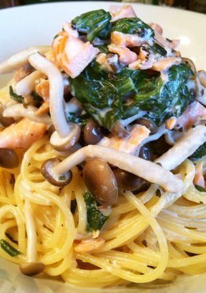 鮭のほうれん草きのこクリームパスタ-レシピのメイン写真