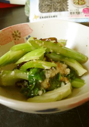 セロリの塩麹漬け　しお昆布入り！-レシピのメイン写真