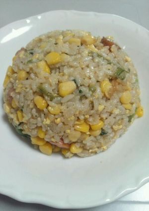 簡単♪にんにくの香りコーンバター炒飯♪-レシピのメイン写真