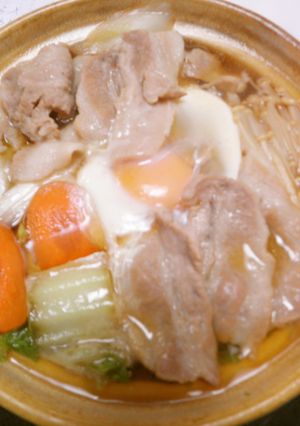 豚ばら肉と白菜の鍋焼きうどん-レシピのメイン写真