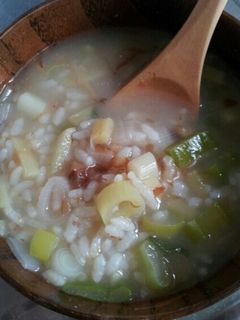 風邪の時に。ネギと生姜のお粥。-レシピのメイン写真