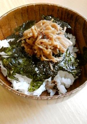 熱々ご飯に『韓国海苔となめ茸』ウマッ♪-レシピのメイン写真