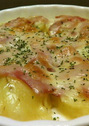 茹でジャガとベーコンのチーズ焼き！-レシピのメイン写真