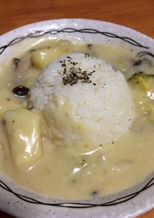 安くて楽チンとろ〜り手作りシチュー♪-レシピのメイン写真