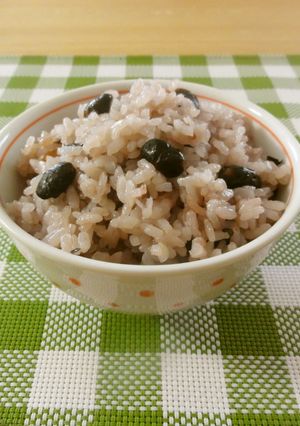 食べ過ぎ注意！！黒大豆ごはん-レシピのメイン写真