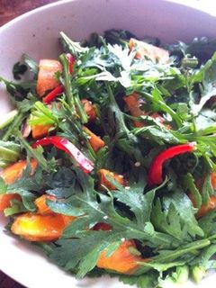 春菊と柿の和え物☆ローフード-レシピのメイン写真