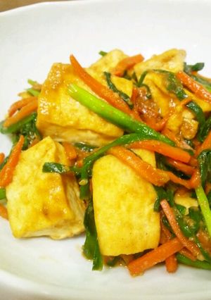 ごはんがすすむ☆ゴマ味噌ニラ豆腐-レシピのメイン写真