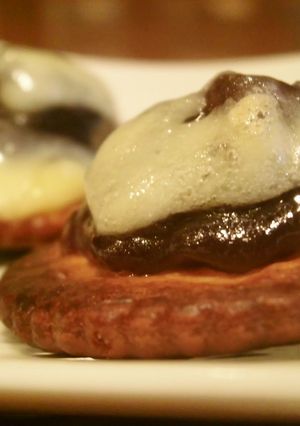 意外と合う合う♪ビスケットにチーズ餡のせ-レシピのメイン写真