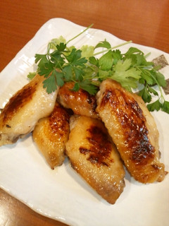プリプリw塩麹漬け☆鶏手羽先炙り焼き-レシピのメイン写真