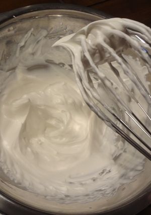 クリームの泡立て法-レシピのメイン写真