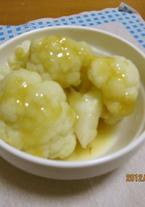 簡単でおいしい♪カリフラワーの酢味噌がけ-レシピのメイン写真