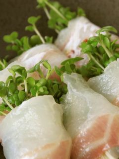 簡単おつまみ 鯛の塩麹〆スプラウト巻き-レシピのメイン写真