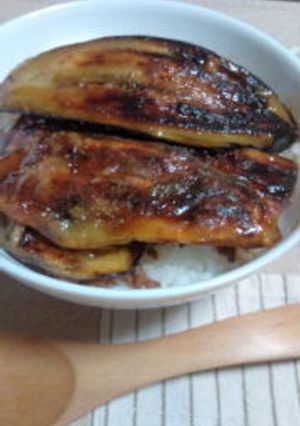ひき肉週間①なすのかば焼き丼-レシピのメイン写真