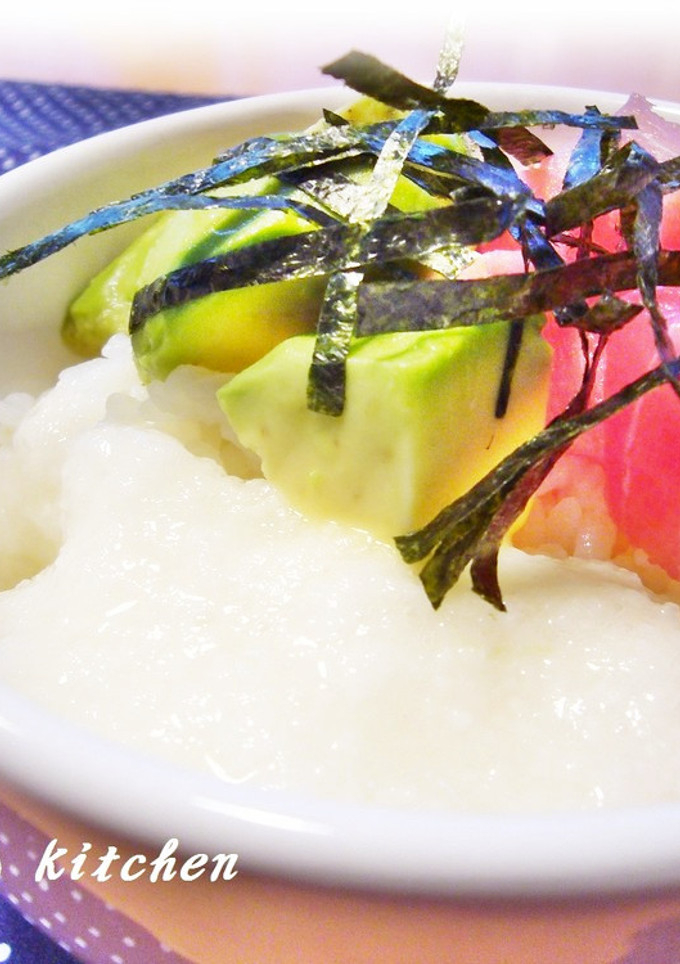 マグロとアボガドのとろろ丼-レシピのメイン写真