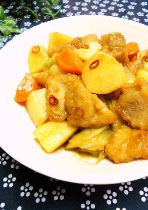 鶏唐揚げとじゃが芋の炒め煮-レシピのメイン写真