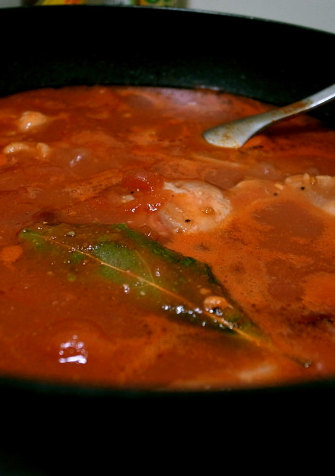 放置してればできる鶏肉のトマト煮-レシピのメイン写真