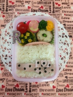 魚ソでドットリボン♪ *デコ弁*-レシピのメイン写真